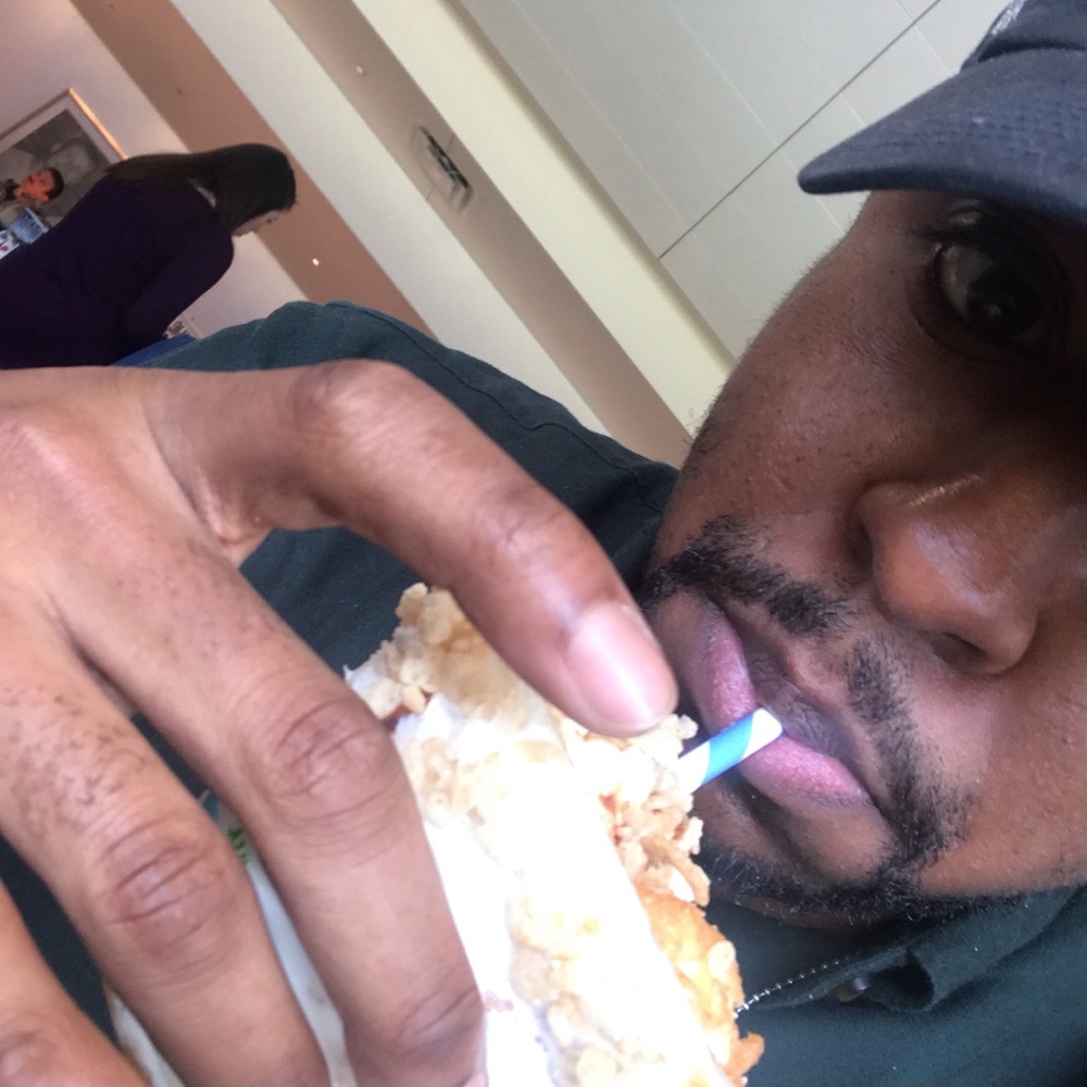 Meet your Posher, Everic